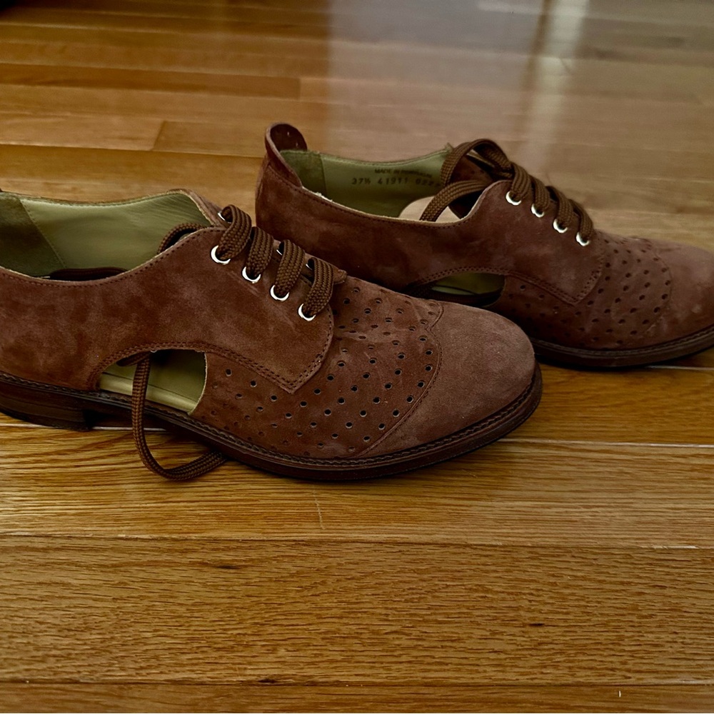 The Office of Angela Scott terracotta suede Oxford shoes (Mr Muffin)